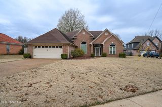 6813 Braybourne Main, Olive Branch, MS 38654