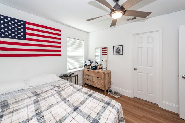 8562 N Highway 17, Mcclellanville, SC 29458