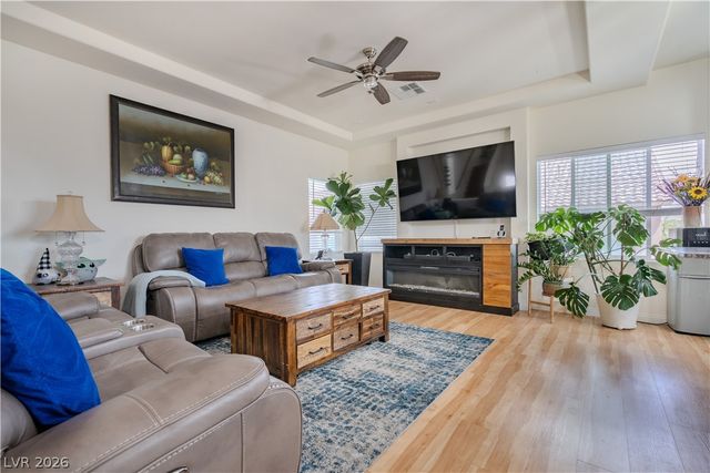 7294 River Star Court, Las Vegas, NV 89118