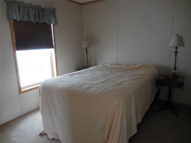 911 DOUGLAS Drive, Erie, PA 16505