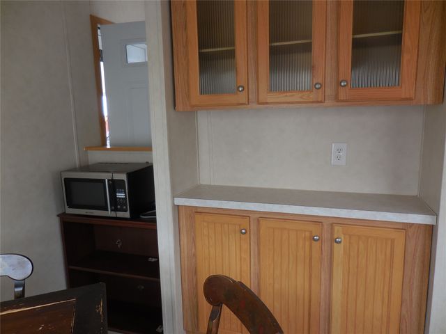 911 DOUGLAS Drive, Erie, PA 16505
