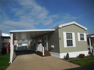 911 DOUGLAS Drive, Erie, PA 16505