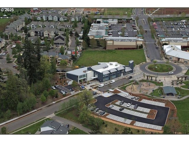 13711 Se SUNNYSIDE Rd, Clackamas, OR 97015