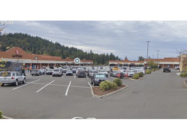 13711 Se SUNNYSIDE Rd, Clackamas, OR 97015