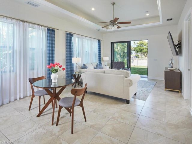 1119 Ridge ST, Naples, FL 34103