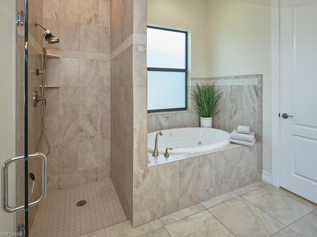 1119 Ridge ST, Naples, FL 34103