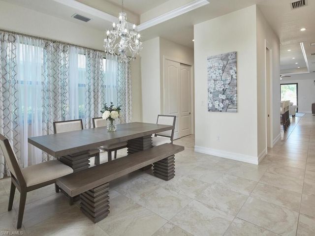 1119 Ridge ST, Naples, FL 34103