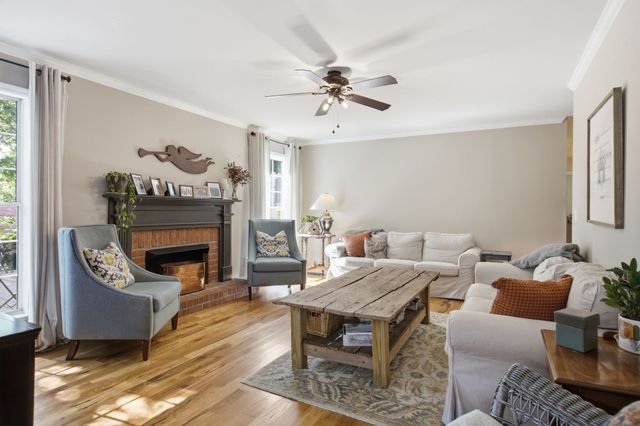 2816 Maple Cir, Thompsons Station, TN 37179