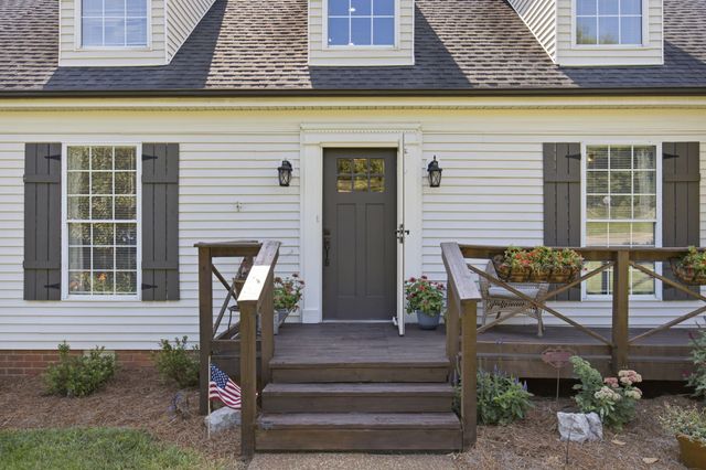 2816 Maple Cir, Thompsons Station, TN 37179