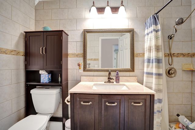 6984 NW 4th Court, Margate, FL 33063