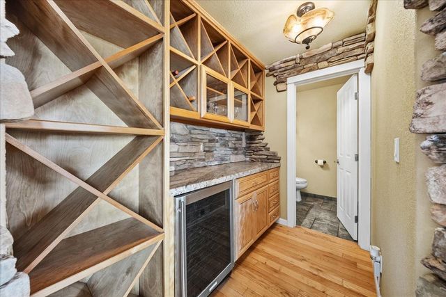 16035 Running Springs Rd, Grass Valley, CA 95949