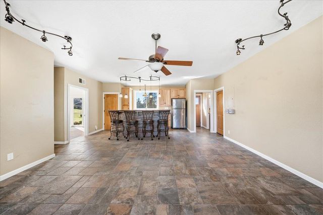 16035 Running Springs Rd, Grass Valley, CA 95949