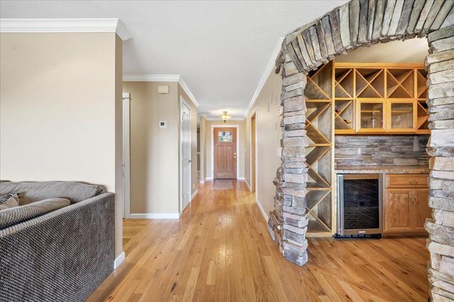 16035 Running Springs Rd, Grass Valley, CA 95949