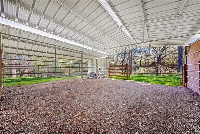 16035 Running Springs Rd, Grass Valley, CA 95949