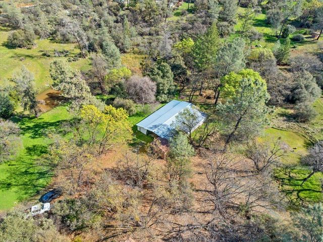 16035 Running Springs Rd, Grass Valley, CA 95949