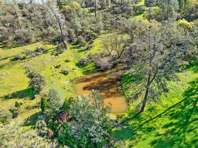 16035 Running Springs Rd, Grass Valley, CA 95949