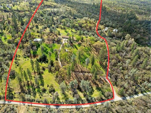 16035 Running Springs Rd, Grass Valley, CA 95949