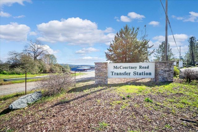 16035 Running Springs Rd, Grass Valley, CA 95949