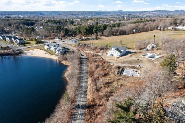 23-25 Kimball St, Lunenburg, MA 01462