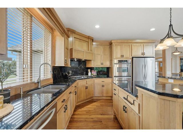 293 Saint Andrews Drive, Hudson, WI 54016