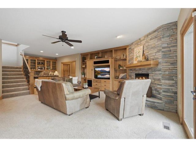 293 Saint Andrews Drive, Hudson, WI 54016
