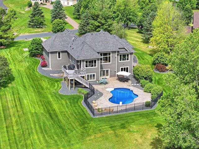 293 Saint Andrews Drive, Hudson, WI 54016