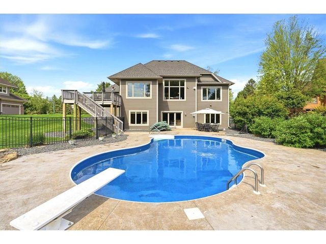 293 Saint Andrews Drive, Hudson, WI 54016