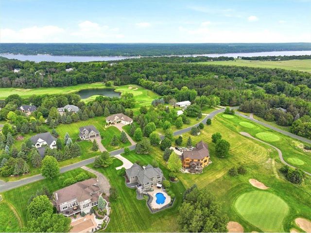 293 Saint Andrews Drive, Hudson, WI 54016