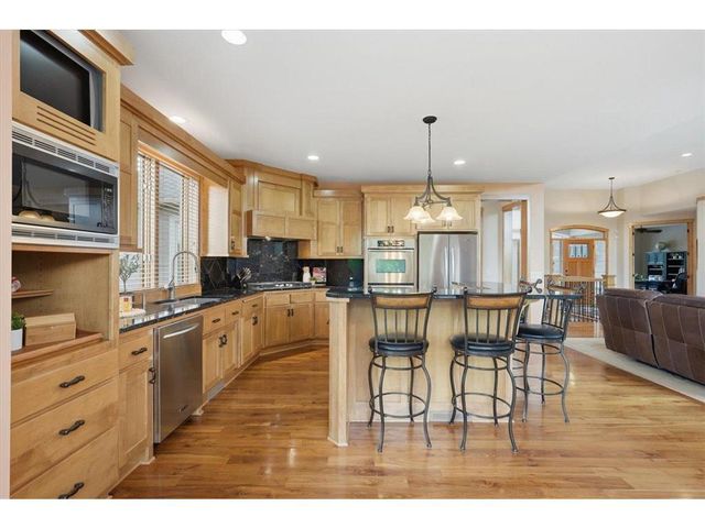 293 Saint Andrews Drive, Hudson, WI 54016