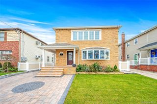 22 Sandalwood Avenue 2nd Floor, Valley Stream, NY 11581