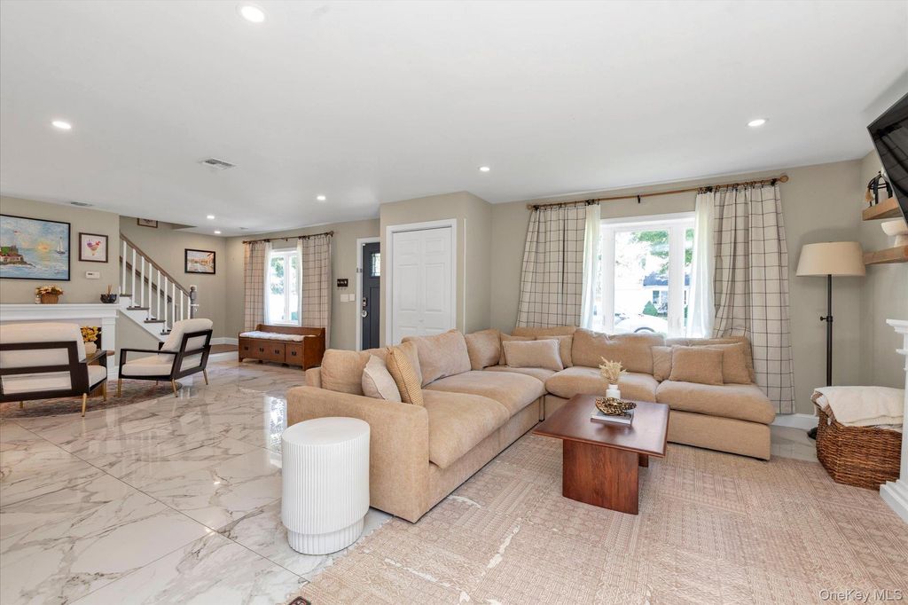 1726 Lehigh Road, Wantagh, NY 11793 — photo 2