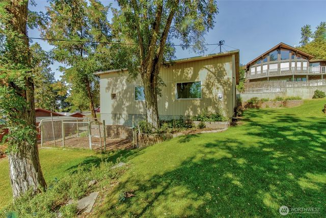 159 E 10th Avenue, Colville, WA 99114