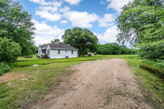 17677 County Road 4075, Scurry, TX 75158