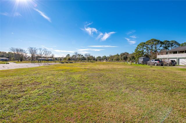 13109 Fm 1764, Santa Fe, TX 77510