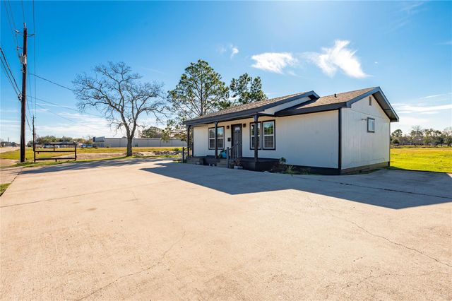 13109 Fm 1764, Santa Fe, TX 77510