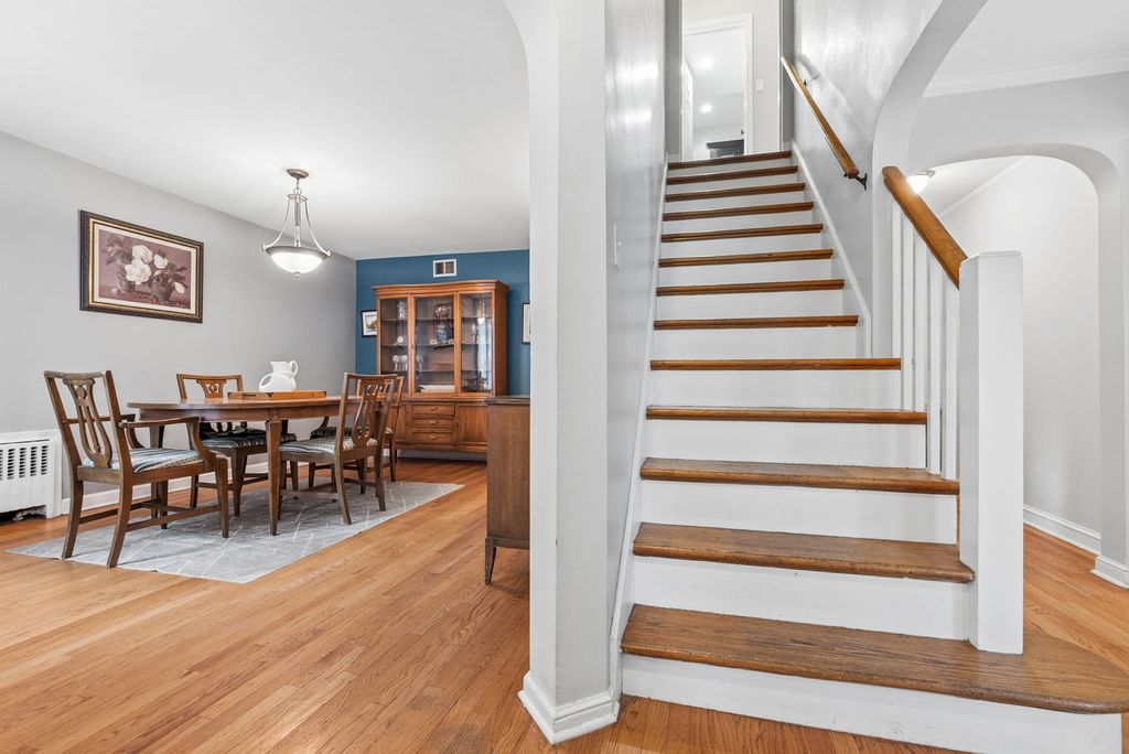 9815 S Millard Avenue, Evergreen Park, IL 60805 — photo 3