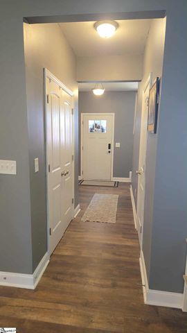 200 W 4th Avenue, Easley, SC 29640