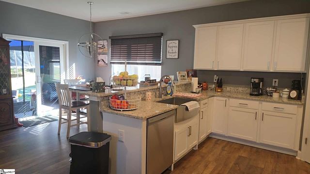 200 W 4th Avenue, Easley, SC 29640