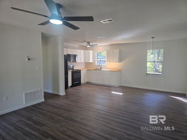 1404 Dailey Street, East Brewton, AL 36426