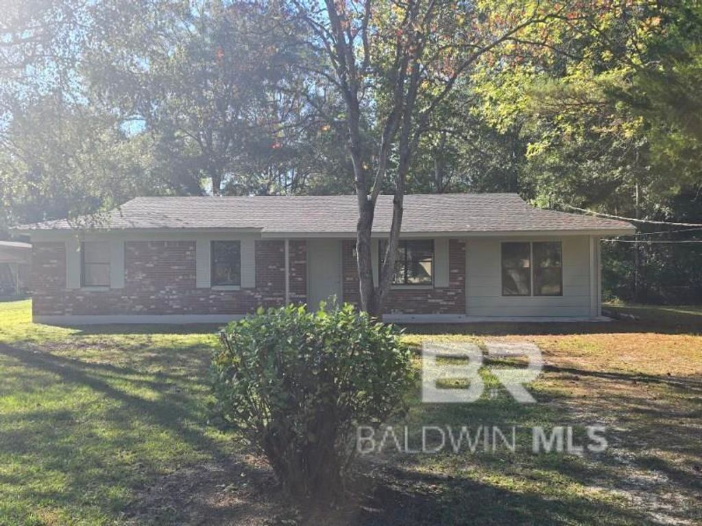 1404 Dailey Street, East Brewton, AL 36426