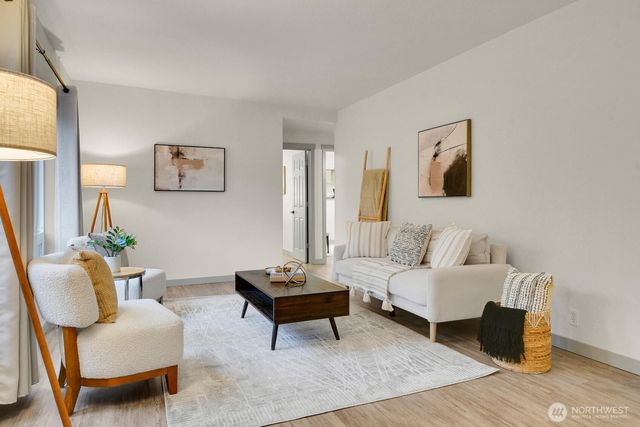 1021 Walnut Street, Edmonds, WA 98020