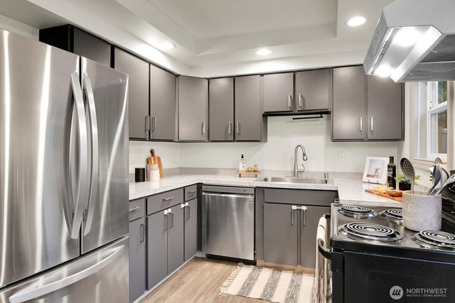 1021 Walnut Street, Edmonds, WA 98020