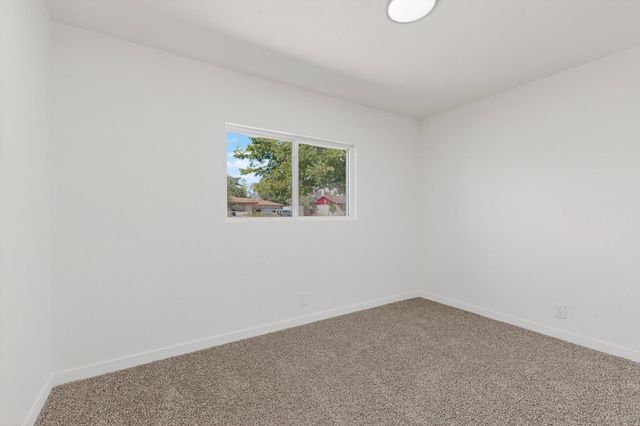 4716 Douglas Macarthur Road NE, Albuquerque, NM 87110