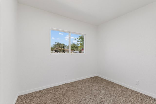 4716 Douglas Macarthur Road NE, Albuquerque, NM 87110
