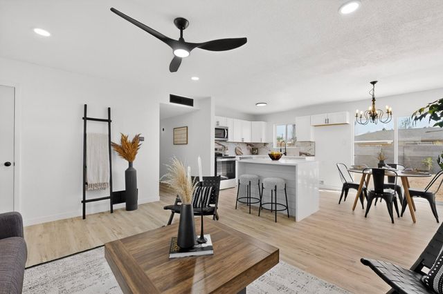 4716 Douglas Macarthur Road NE, Albuquerque, NM 87110