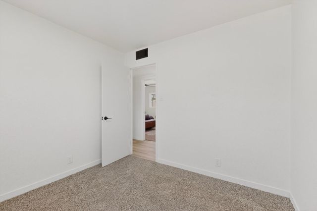 4716 Douglas Macarthur Road NE, Albuquerque, NM 87110