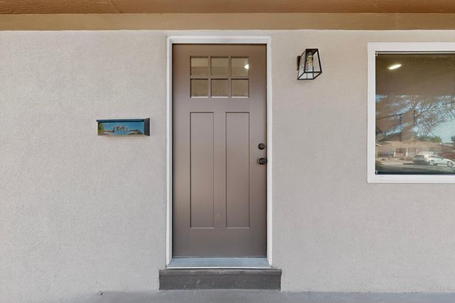 4716 Douglas Macarthur Road NE, Albuquerque, NM 87110