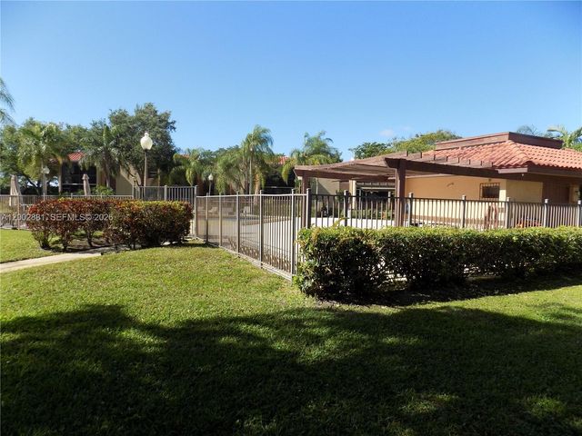 20831 San Simeon Way 103, Miami, FL 33179