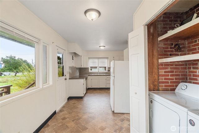 2112 Becker Street, Aberdeen, WA 98520