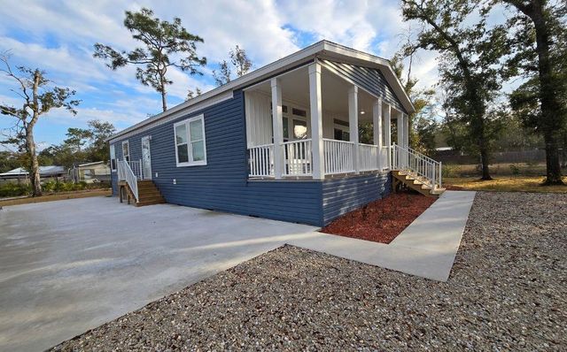 1809 NE Pine Avenue, Steinhatchee, FL 32359